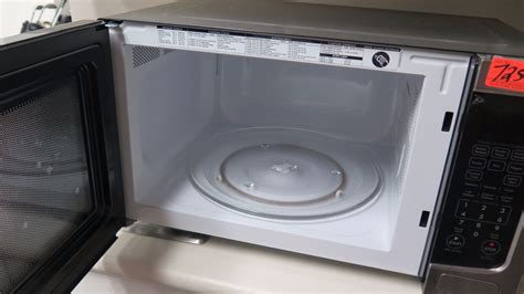 Kenmore Microwave Oven - Oahu Auctions