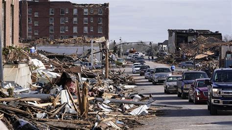 Kentucky Hardest Hit as Storms Leave Dozens Dead in 5 States | Chicago News | WTTW