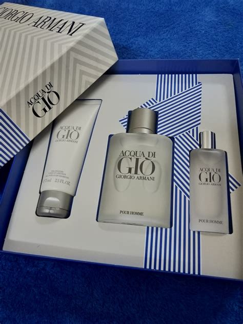 Giorgio Armani Acqua Di Gio 100ml EDT Gift Set, Beauty & Personal Care, Fragrance & Deodorants ...