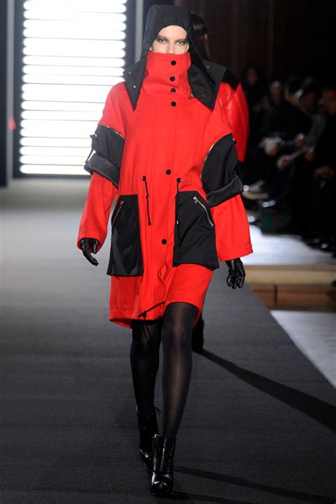 Fall Runway Trend: High Tech, High Fashion - Teen Vogue