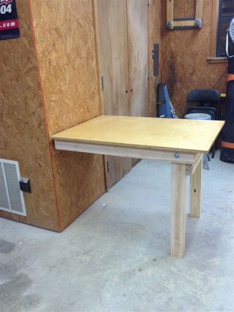 Easy DIY Fold Down Workbench | Wilker Do's | Diy workbench, Woodworking ...