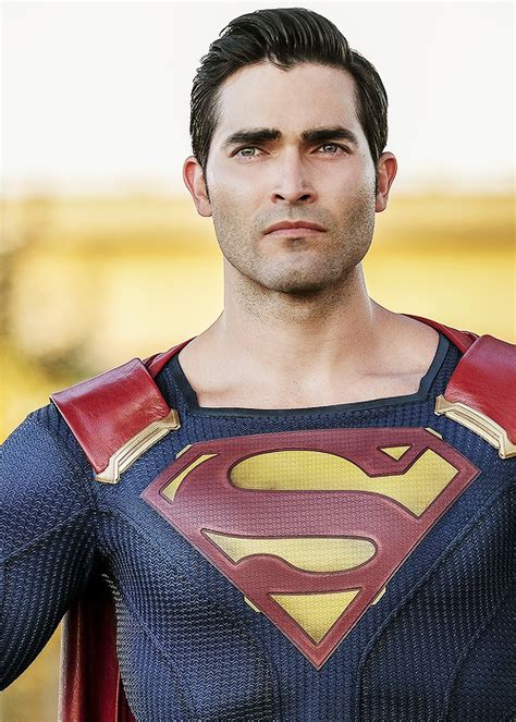 Tyler Hoechlin’s Superman – Captured Heroes