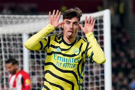 Brentford 0-1 Arsenal: Super-sub Kai Havertz sends Gunners top of ...