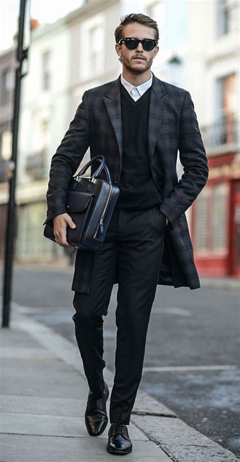 O Que É o Traje Business Casual Masculino | Business casual men, Mens business casual outfits ...