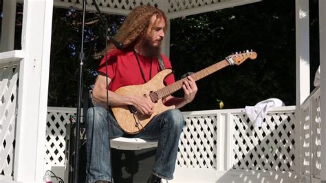 Guthrie Govan - Waves (Solo, Beautiful Loop) (With images) | Guthrie govan, Guitar, Top music