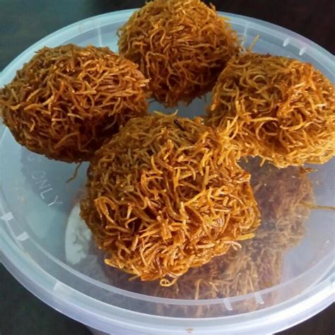 Kuih Cakar Ayam (20 Pcs), Food & Drinks, Homemade Bakes on Carousell