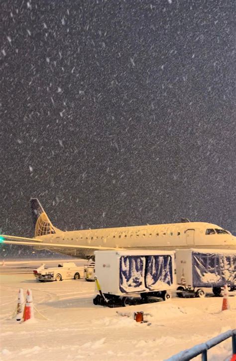 Out of deicing fluid, send it? : r/Shittyaskflying