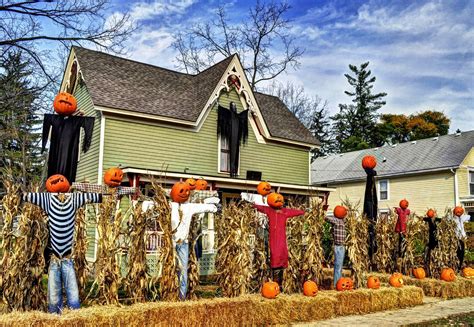 21 Funny Halloween Decorations Ideas – Decoration Love