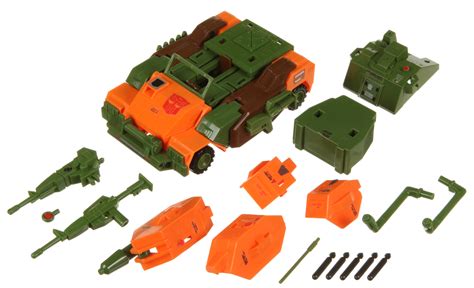 Deluxe Vehicles Roadbuster (Transformers, G1, Autobot) | Transformerland.com - Collector's Guide ...