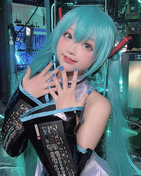 初音ミク Hatsune Miku Cosplay | Cosplay mujeres, Cosplay, Mujeres