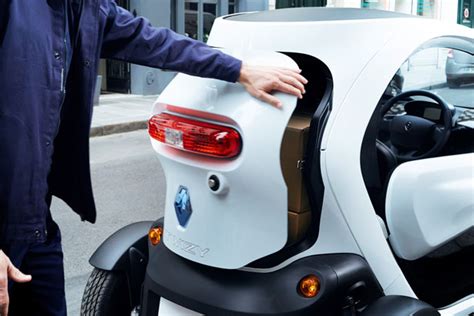 Renault Twizy Cargo Is Especially Designed to Carry Goods Around The City