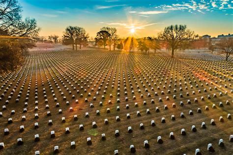 Jefferson Barracks National Cemetery : r/CemeteryPorn