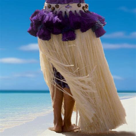 Tahitian Hula Skirt - Black Pearl Designs | Tahitian dance, Hula skirt, Polynesian dance