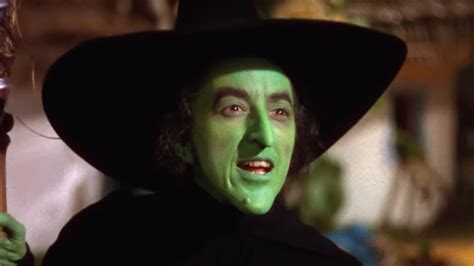 The Scary Reason The Wicked Witch Actress Couldn't Eat On The Wizard Of Oz Set