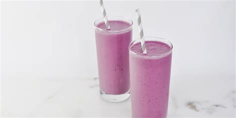 Peanut Butter & Jelly Smoothie | JUSTIN'S® Recipes