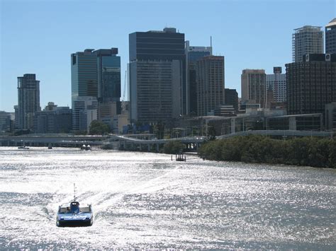 Ray's Retirement: The Brisbane River walk and a bunch of bridges