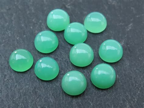 Chrysoprase Round Cabochon ~ Various Sizes