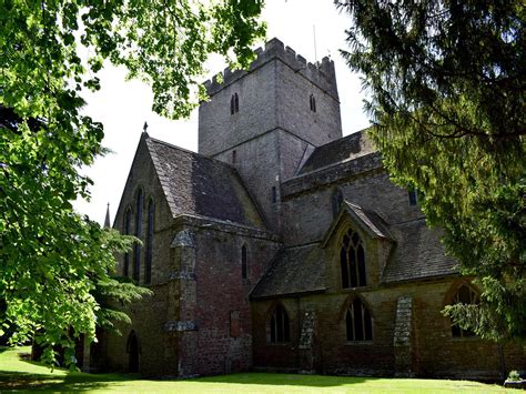 Brecon Cathedral | VisitWales