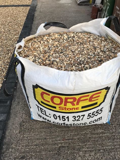 20mm Golden Gravel, 1 ton bulk bag in CH46 Wirral for £40.00 for sale | Shpock