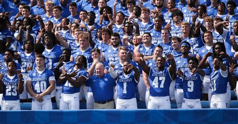 Mark Stoops says Kentucky's health is in good shape - On3