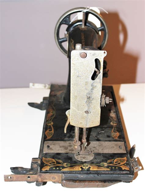 The Free sewing Machine Co. $11.66 pick | Collectors Weekly