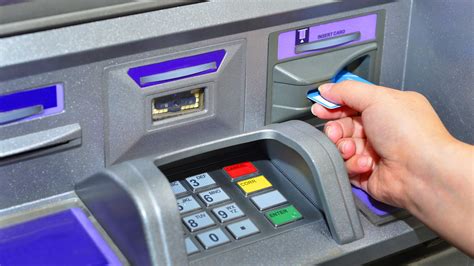 Withdraw Cash From SBI Bank YONO, ICICI Bank, Axis Bank ATM Machine: Check How To Withdraw Cash ...