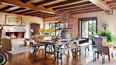 Martha Stewart's Historic Summer Retreat is as Classically Beautiful as ...