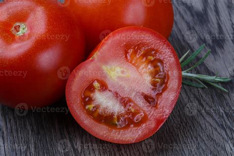 Fresh ripe tomato 7700014 Stock Photo at Vecteezy