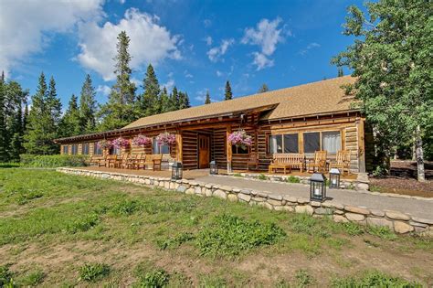 The Jenny Lake Lodge Dining Room Is Wyoming's Most Scenic Restaurant