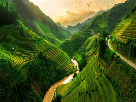 Vietnam Tourist Attractions For Enjoyable Travelling - Travel Masti Fun