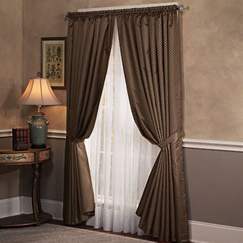 Top 5 Uses for Thermal Curtains