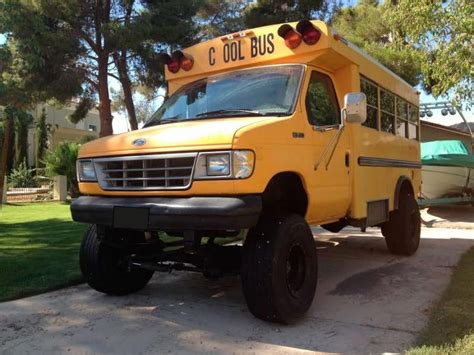 Lifted school bus? | Pirate 4x4