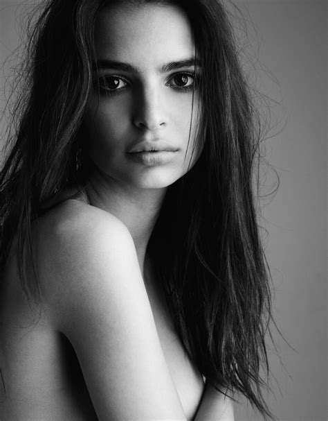 Emily Ratajkowski | Black & White Beauty | Emily ratajkowski, Beauty ...