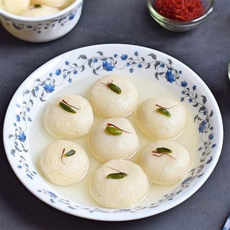 Rasgulla Recipe | how to make Rasgulla in pressure cooker - Palate's Desire