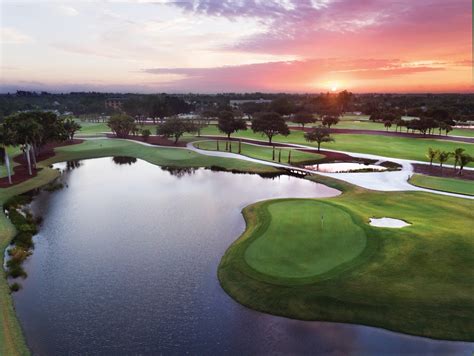 American Golfer: The Naples Beach Hotel & Golf Club in Florida Offering 3rd Night Free