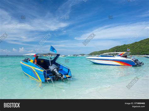 Luxury Speed Boat Image & Photo (Free Trial) | Bigstock