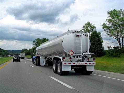 Tanker group petitions DOT about California meal, rest break requirements for hazmat carriers