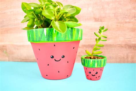 How to Make Painted Terracotta Pots: Watermelon Painted Planter Ideas