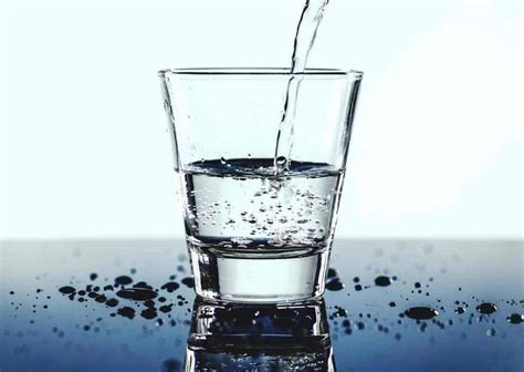 Best Alkaline Bottled Water Reviews 2023 - Water Filterly