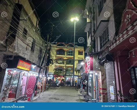 Night View of the Local Market and Cityscape in Rural Kolkata Editorial ...