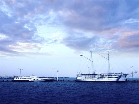 Pelabuhan Muara Angke, Jakarta Utara | Muara