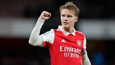 Arsenal: Martin Odegaard pulled off the sexiest slide tackle you'll ...