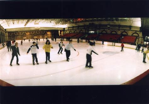 Alexandra Palace Ice Rink on AboutBritain.com