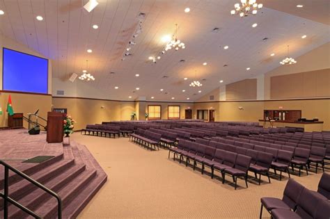 Church Sanctuary Design & Construction - goldish creamy walls, star ...