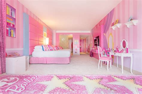 This Luxury Barbie Hotel Room Is Every Preteen’s Dream | Luxury4Play.com