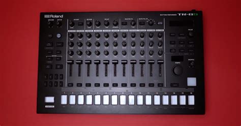 Roland TR-8S review: An 808, 909 and sample-playing drum machine