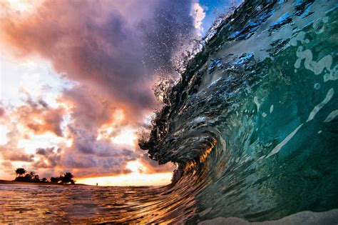 Hawaii Waves: Incredible Images Capture Kaleidoscope Of Colours (PICTURES) | HuffPost UK