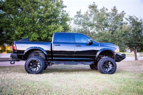 2014 Lifted Dodge Ram 1500 Laramie Longhorn 4x4 - 1C6RR7PT6ES127795