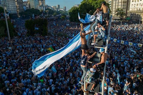 Photos: fans celebrate Lionel Messi and Argentina's World Cup win