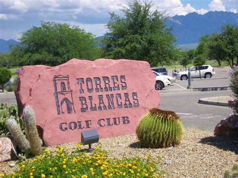 Torres Blancas Golf Club in Green Valley